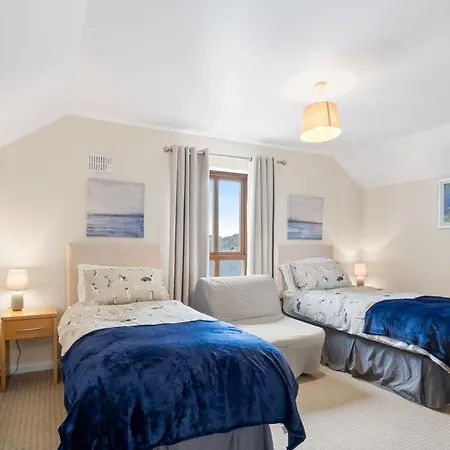 The Courtyard Escape Apartman