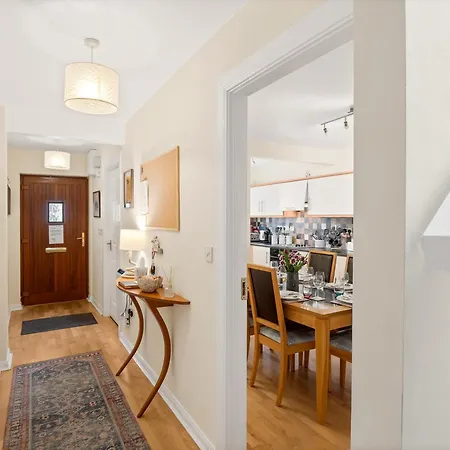 The Courtyard Escape Apartment