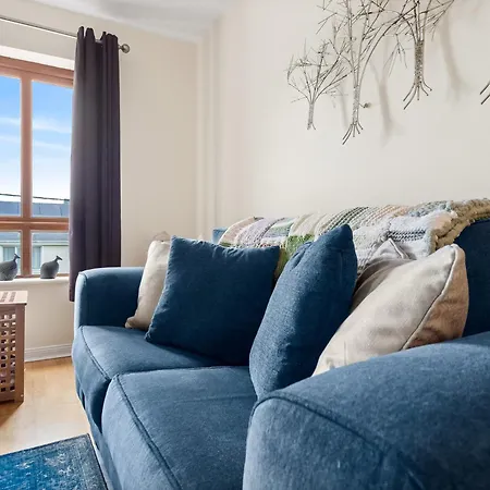 شقة The Courtyard Escape